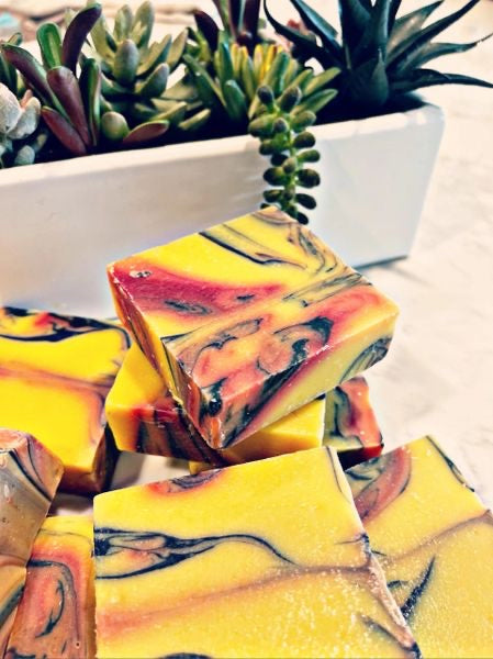 Honey Shea & Charcoal Body & Shampoo Bar
